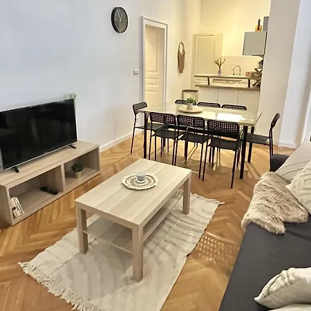 Apartment Mia - Old Town, Ac Bratislava Exterior photo