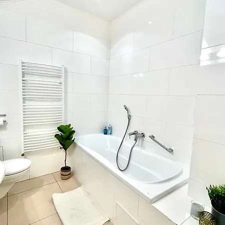 Apartment Mia - Old Town, Ac Bratislava Exterior photo