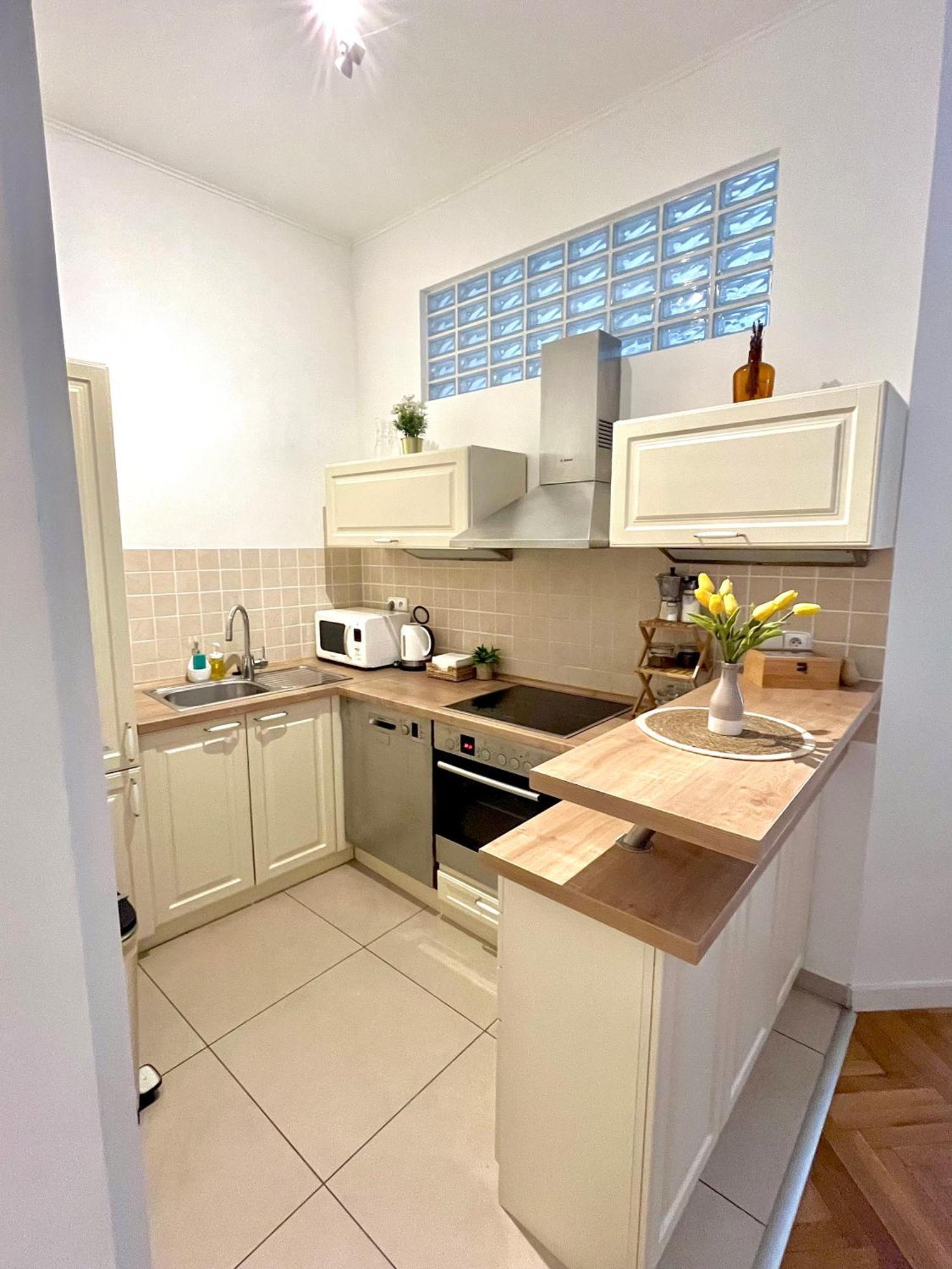 Mia - Old Town, Ac Apartman