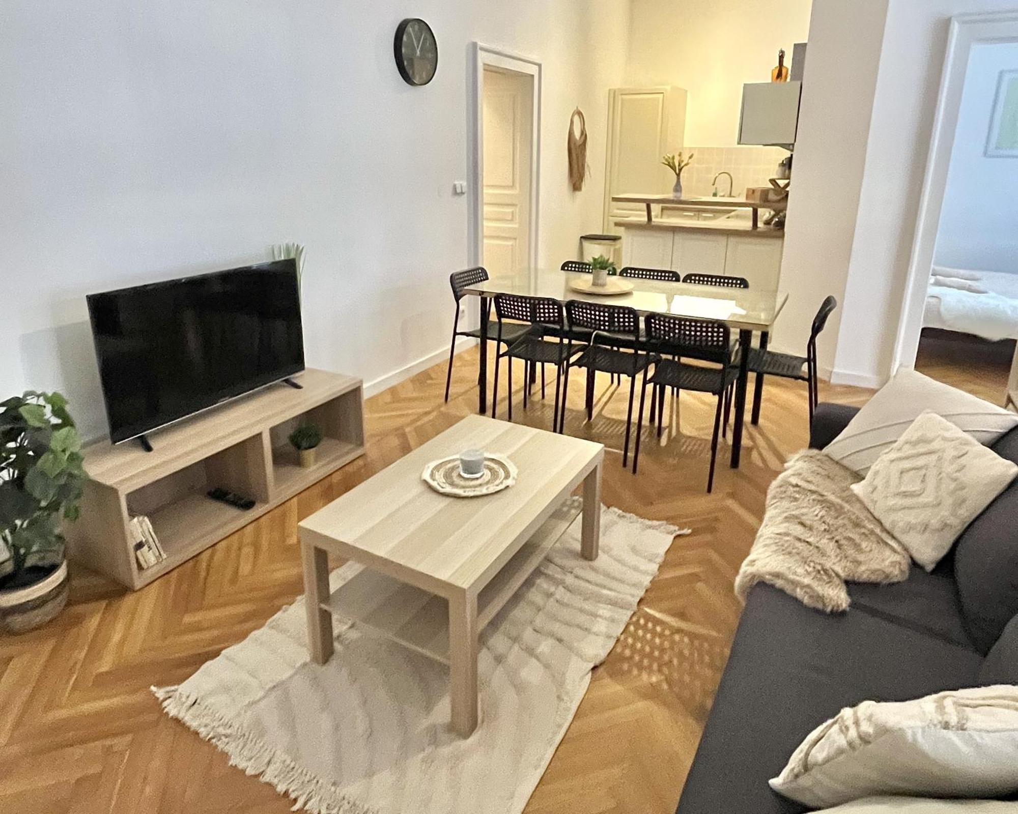 Mia - Old Town, Ac Apartman *